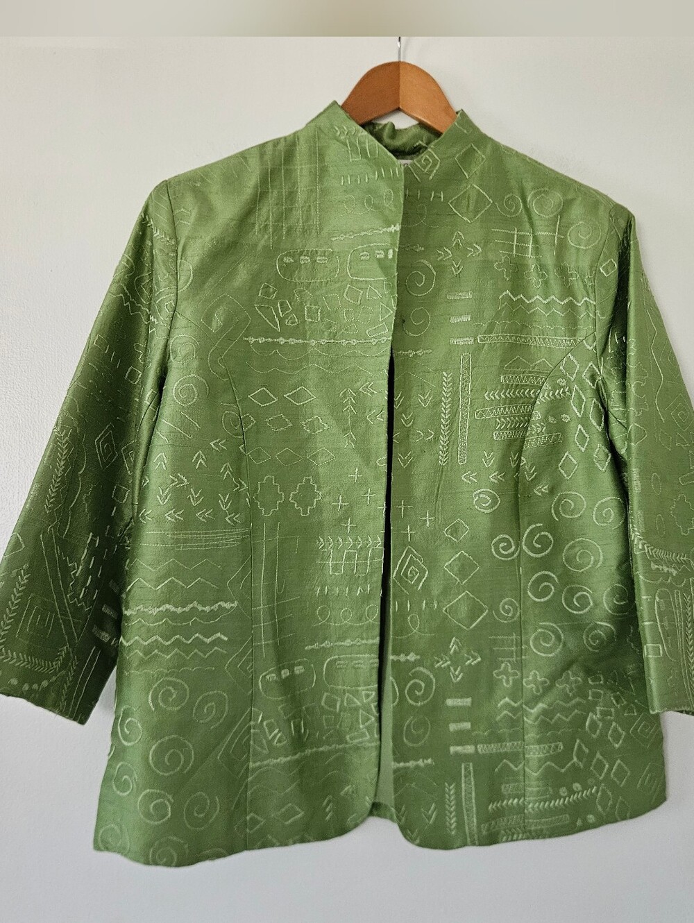 Coldwater Creek Womens Jacket Blazer M Silk Green Embroidered Boho Open Tribal